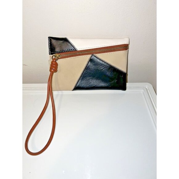 UNIVERSAL THREAD Faux Leather Colorblock Wristlet Wallet Patches - Picture 2 of 8